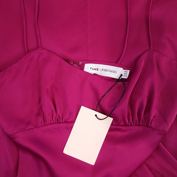 Fame & Partners Barbiecore 90s Y2K Satin Thigh Slit Maxi Dress - Picture 4 of 10